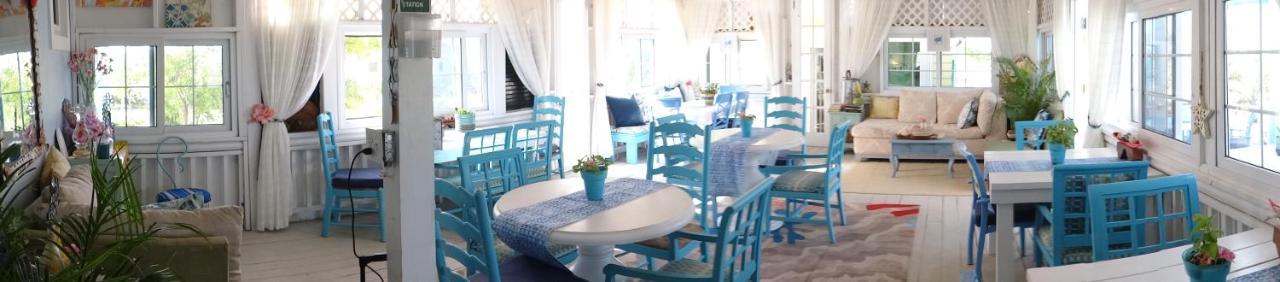 Rollezz Villas Beach Resort Old Bight ภายนอก รูปภาพ