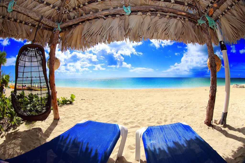 Rollezz Villas Beach Resort Old Bight ภายนอก รูปภาพ